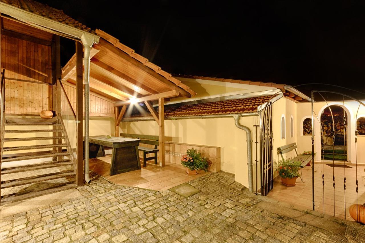 Romance Ubytovani Jindrichuv Hradec Exterior photo